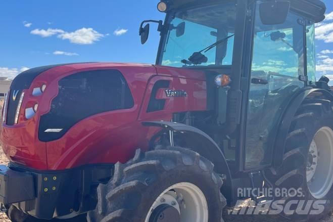 Valtra F105S Traktori