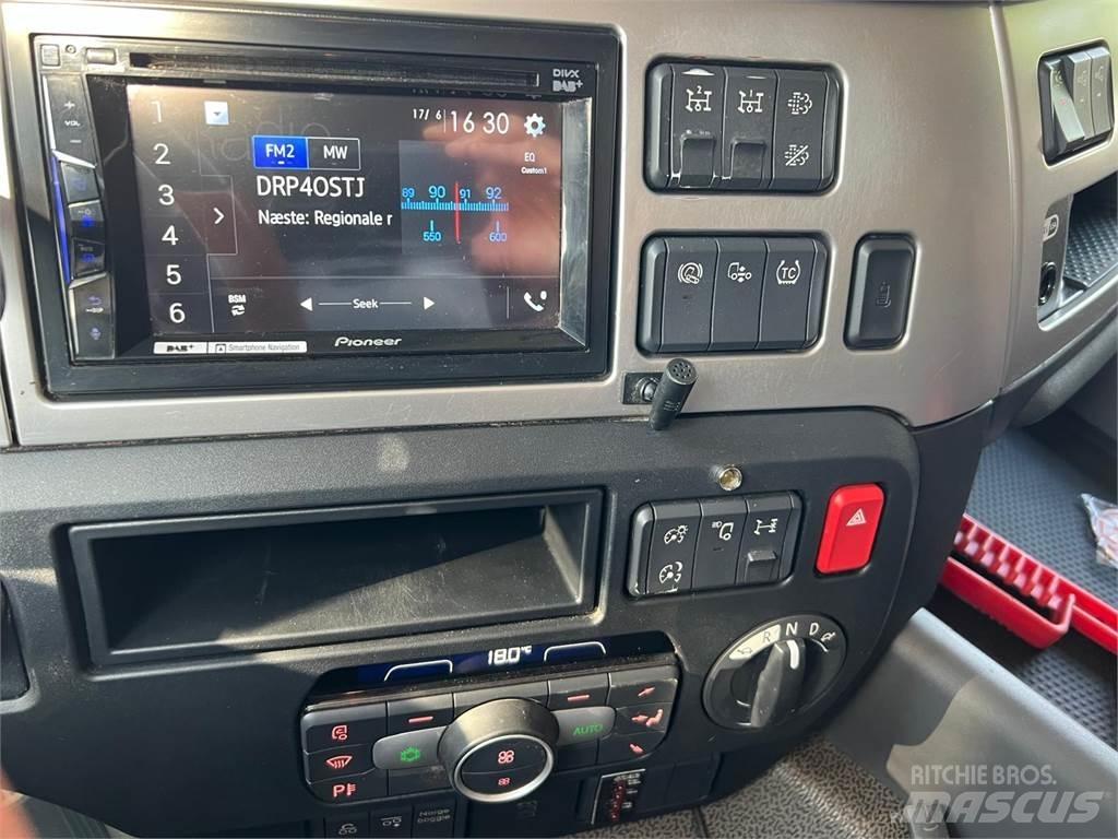 DAF CF 480 FAX 8x2*6 Kamioni za podizanje kablova