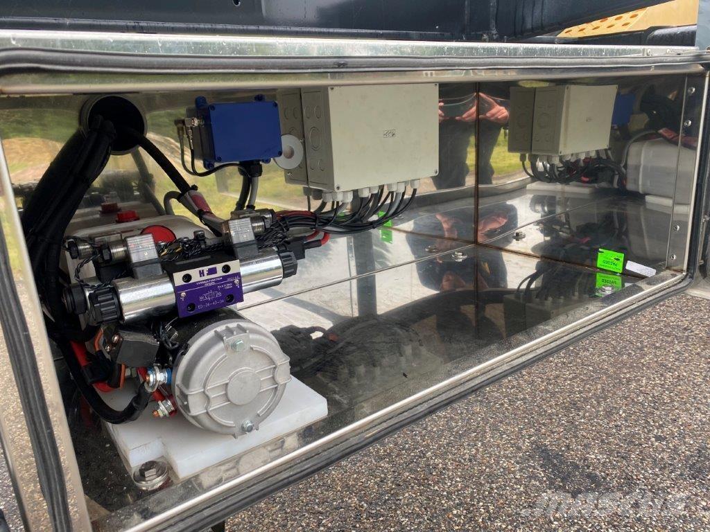 HRD 3-aks 20 + 30 ADR Kontejnerske poluprikolice