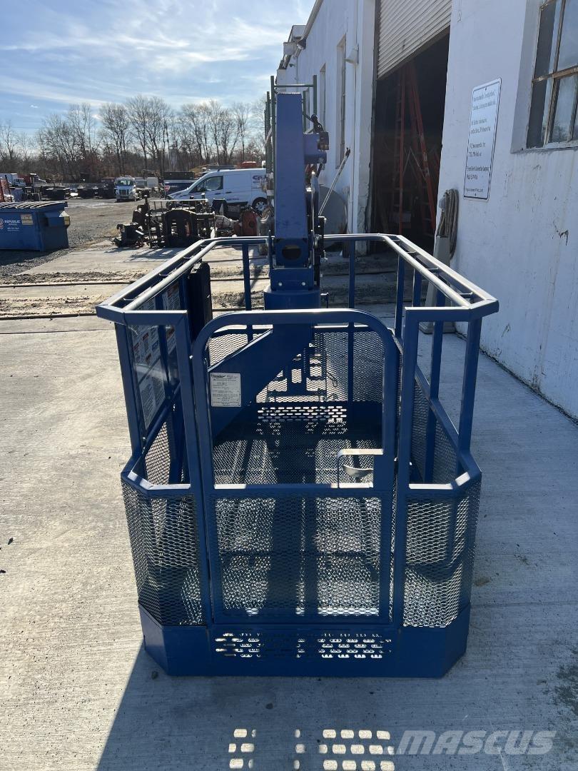 Manitex  Delovi i oprema za kran