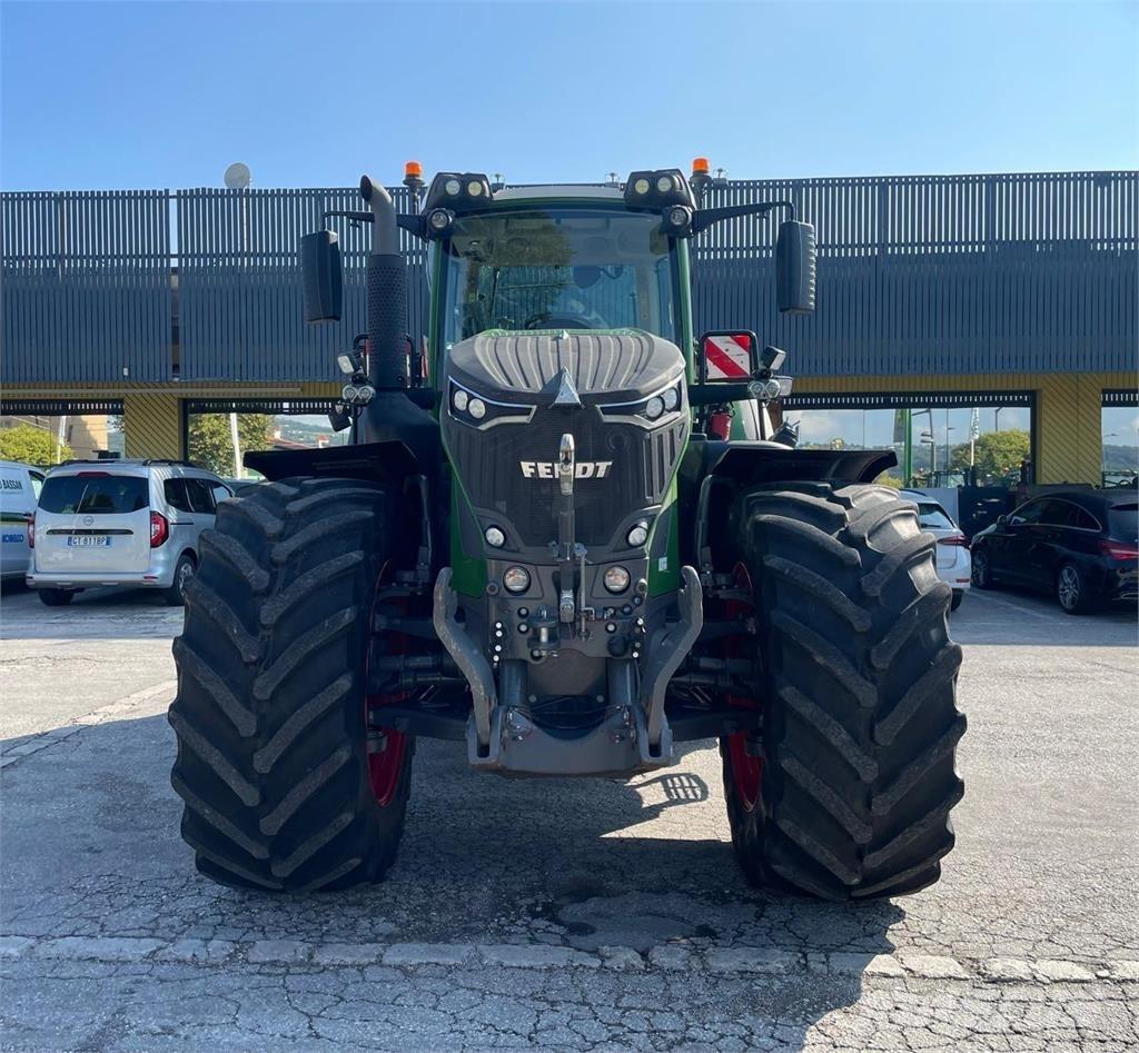 Fendt 942 VARIO Traktori