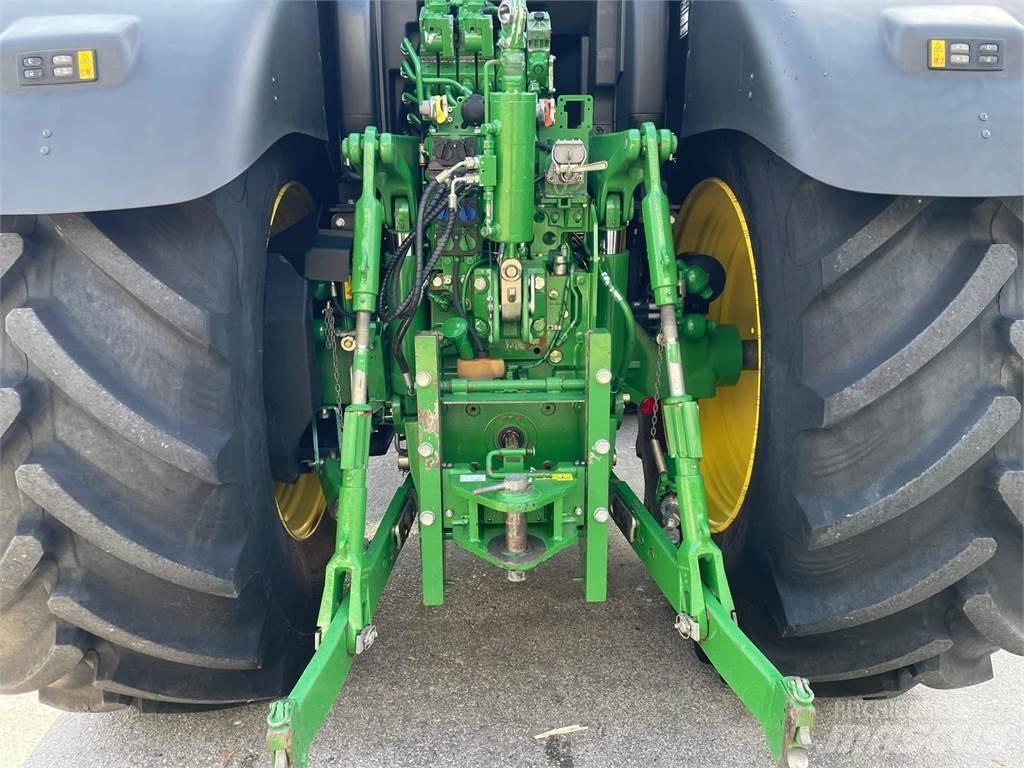 John Deere 6175 R Traktori