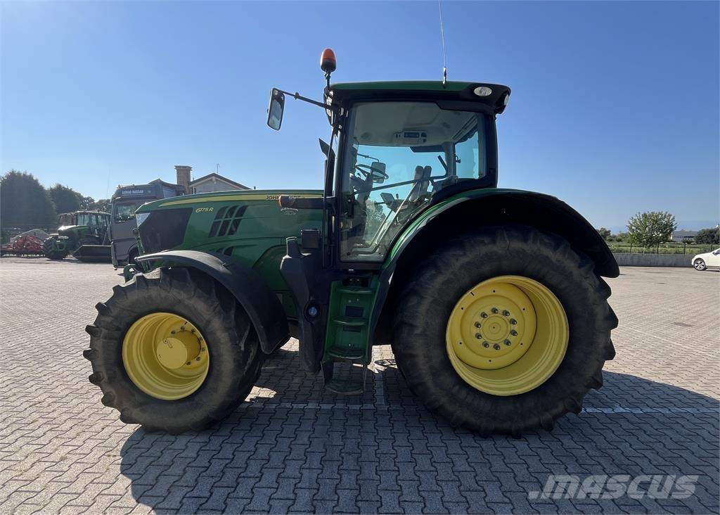 John Deere 6175 R Traktori