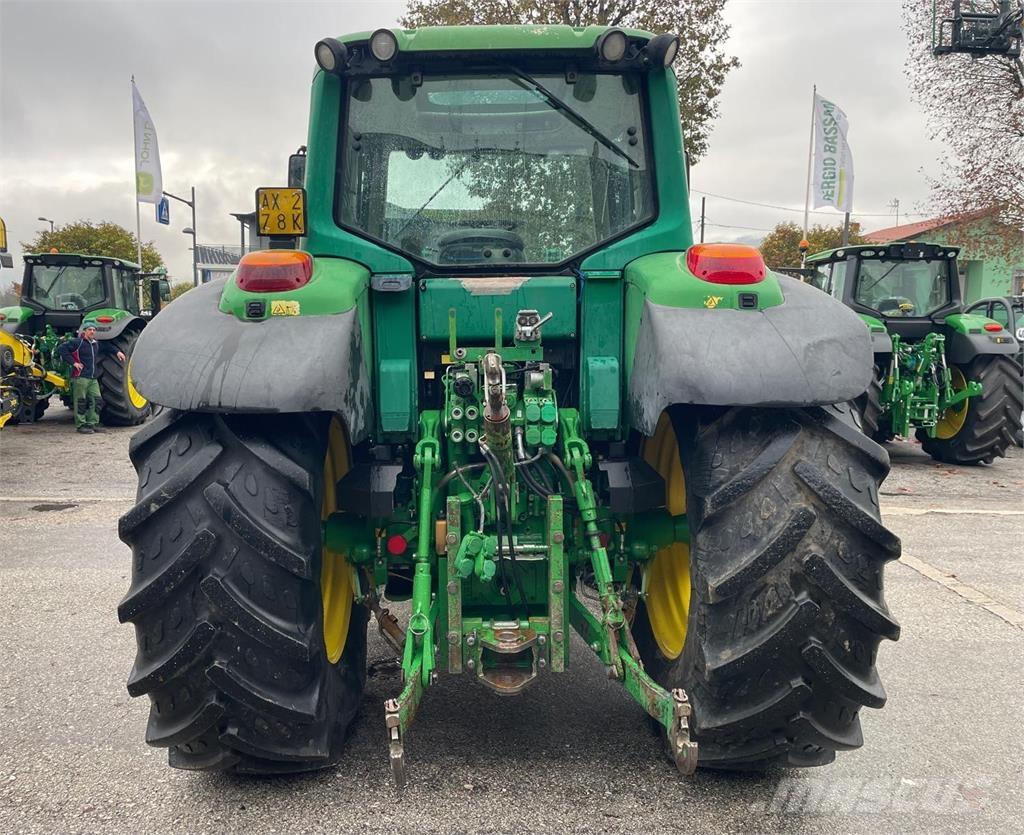 John Deere 6420 S Traktori