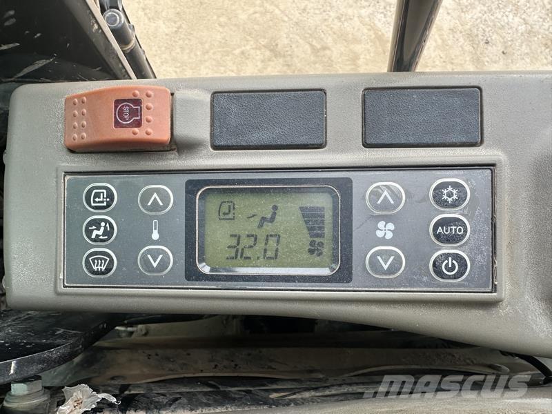 CASE CX210 Bageri guseničari