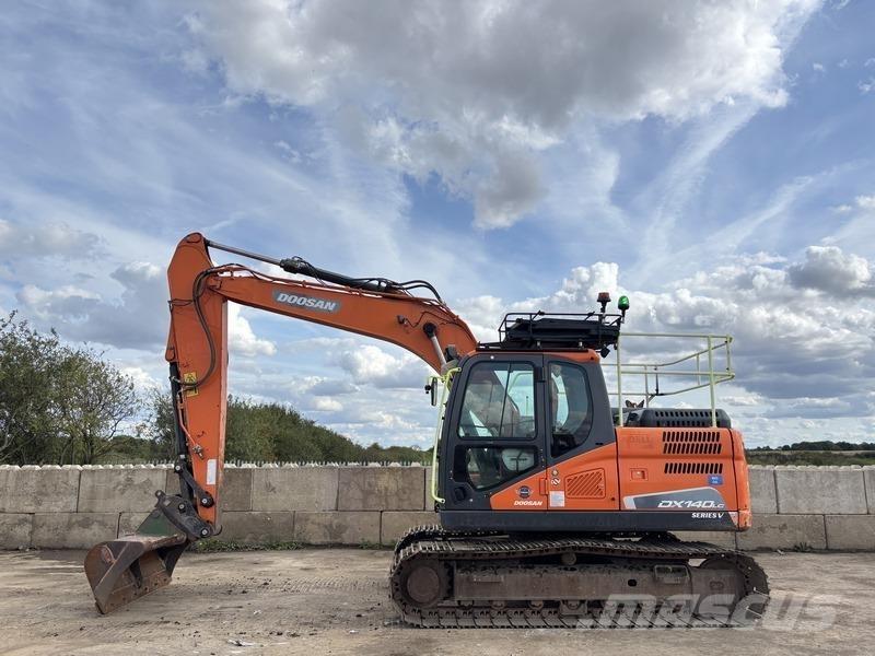 Doosan DX140LC-5 Bageri guseničari