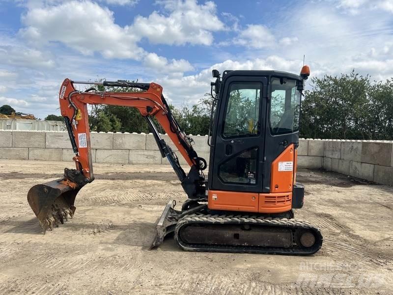 Hitachi ZX26U-5A CR Mini bageri < 7t