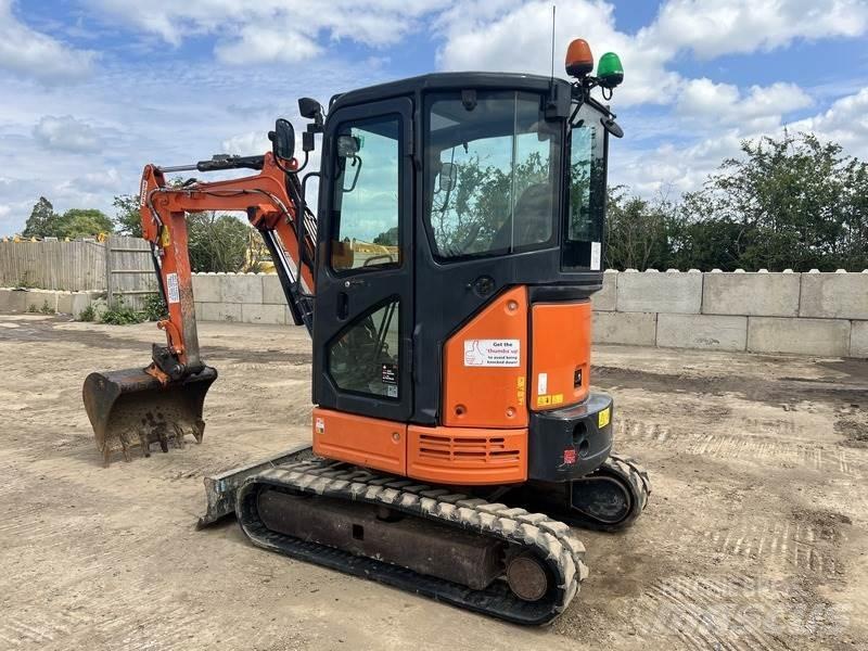 Hitachi ZX26U-5A CR Mini bageri < 7t