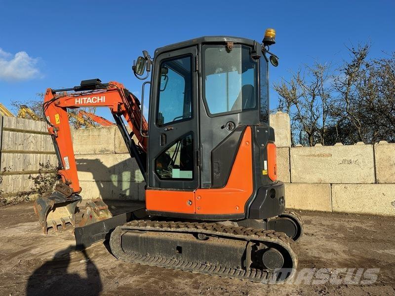 Hitachi ZX33 Bageri guseničari