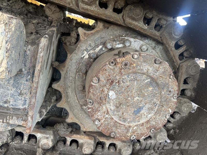 JCB 140X L 4F Bageri guseničari