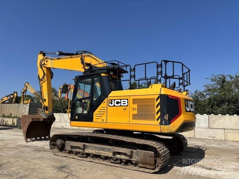 JCB 220X L 4F Bageri guseničari