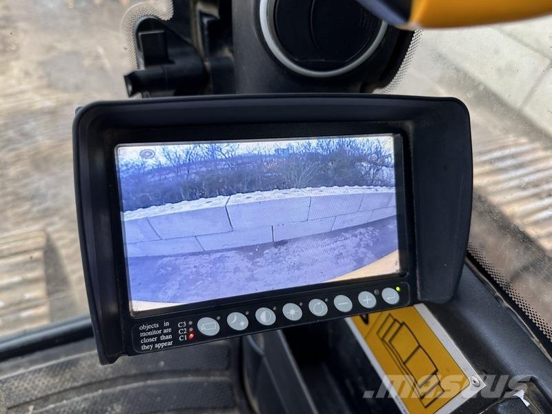 JCB JS370 LC T4 Bageri guseničari