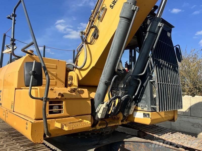 LiuGong CLG928E Bageri guseničari