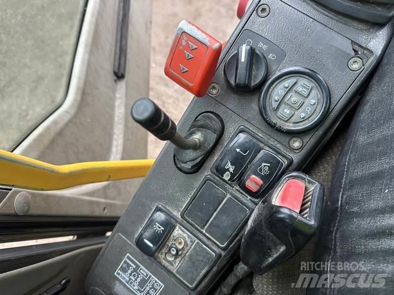 Volvo EW140 Bageri točkaši