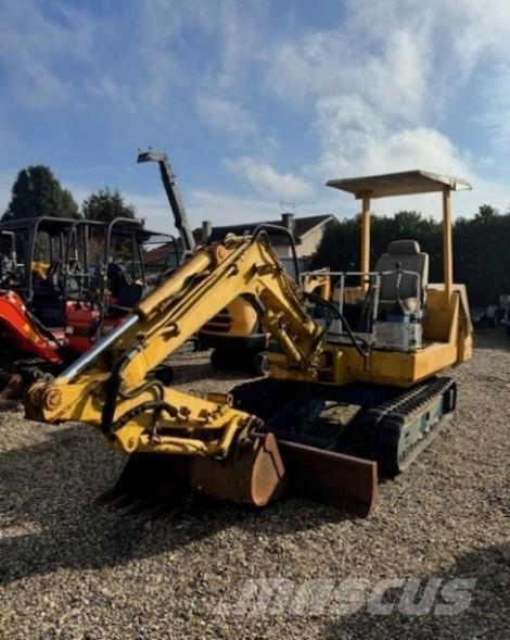 Komatsu PC20 Mini bageri < 7t