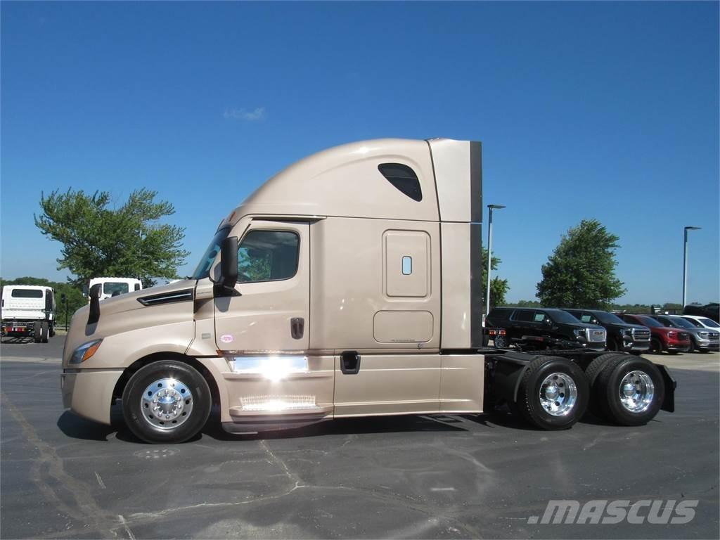 Freightliner CA126SLP Tegljači