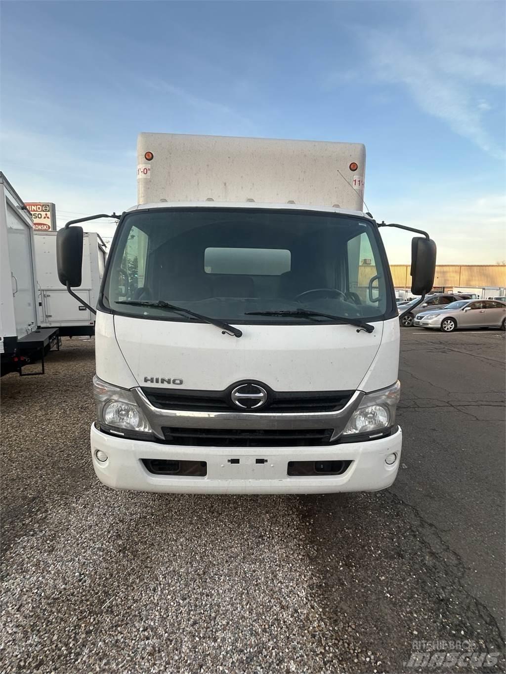 Hino 155 Sanduk kamioni