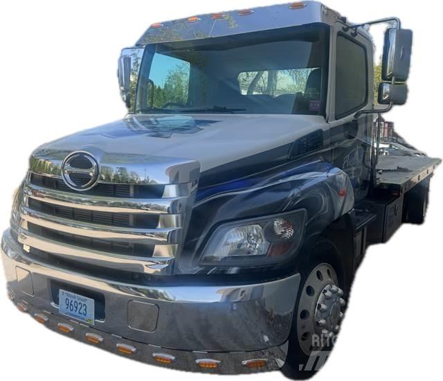 Hino 258ALP Rol kiper kamioni sa kukom za podizanje tereta