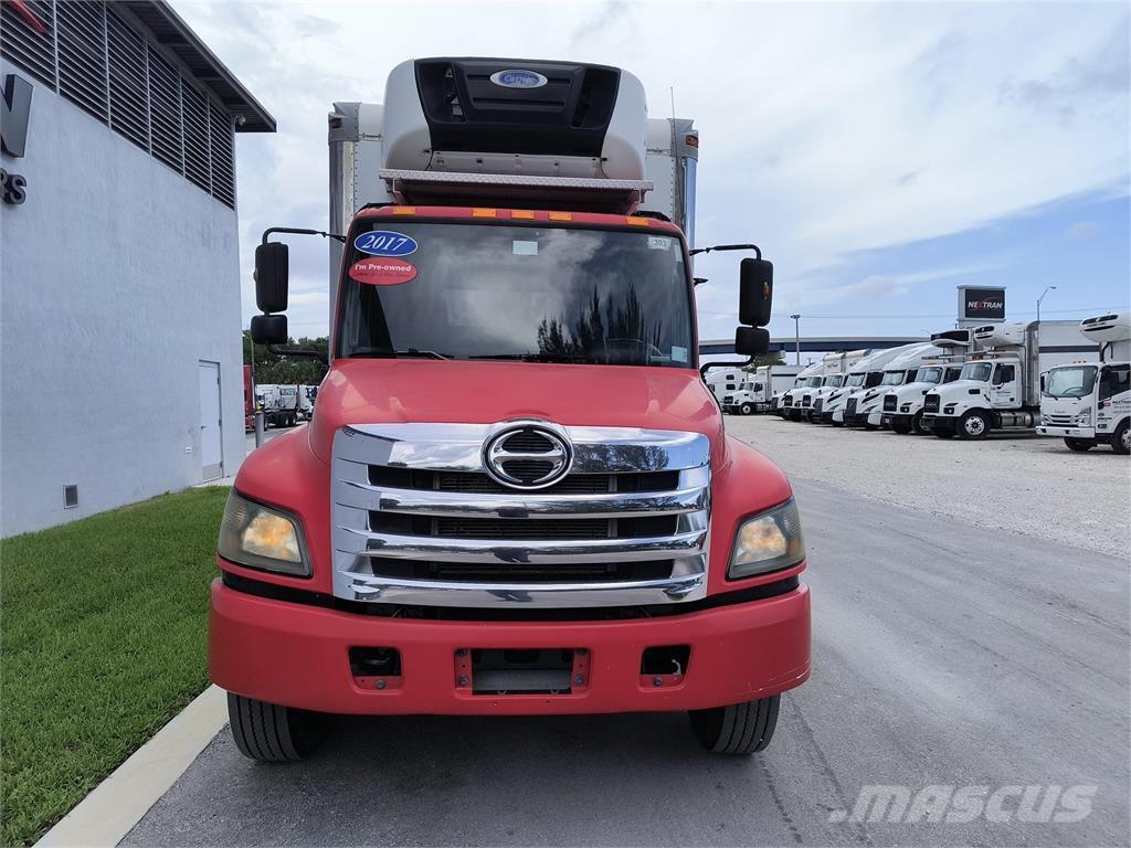 Hino 268A Sanduk kamioni