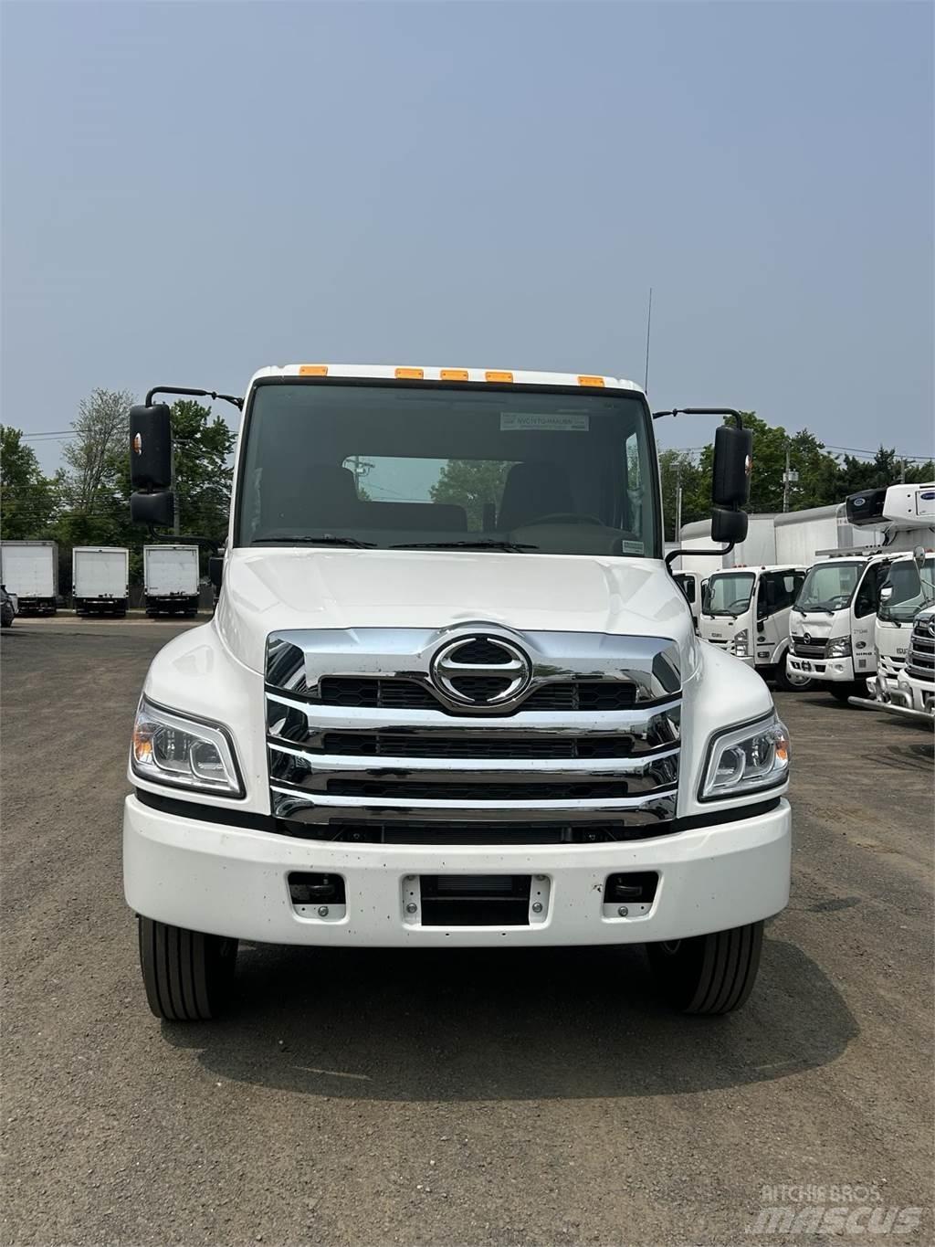 Hino L7 Kamioni-šasije