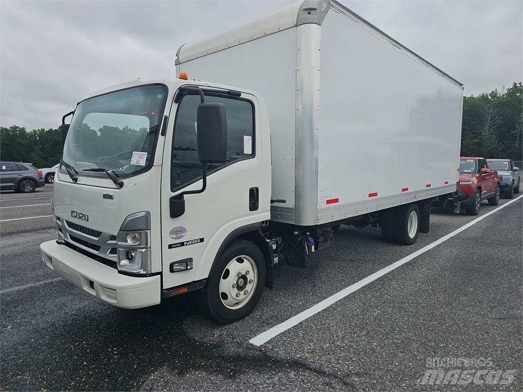 Isuzu NPR Sanduk kamioni