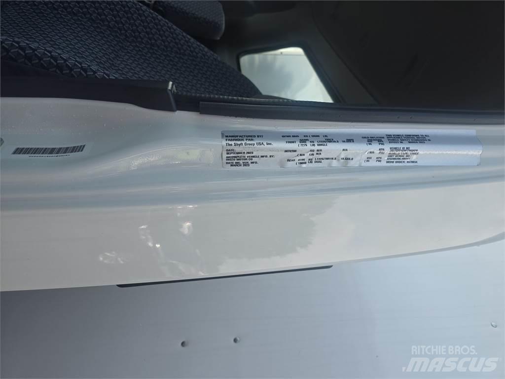 Isuzu NPR Sanduk kamioni