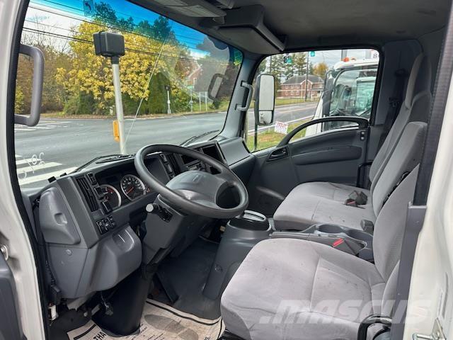Isuzu NQR Sanduk kamioni