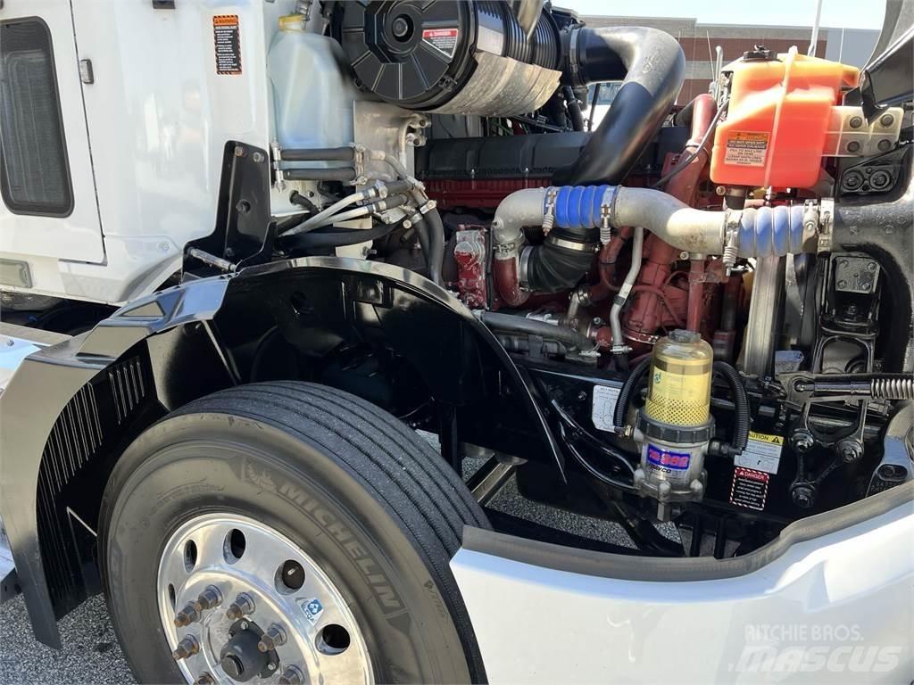 Mack AN64T Tegljači