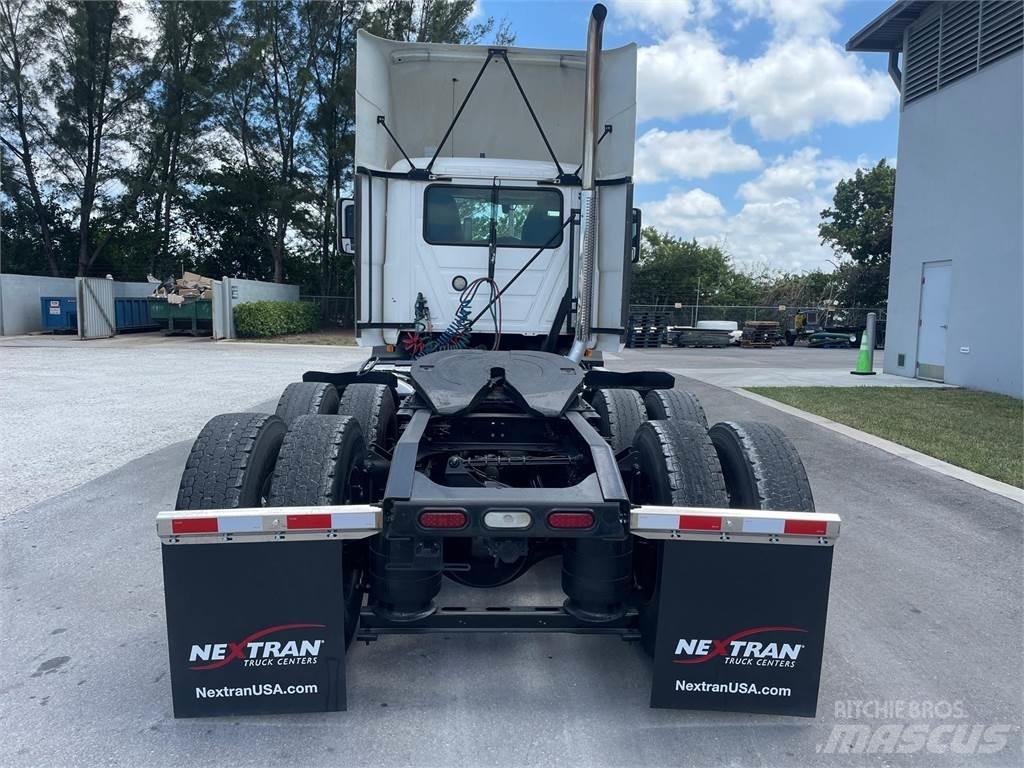Mack AN64T Tegljači