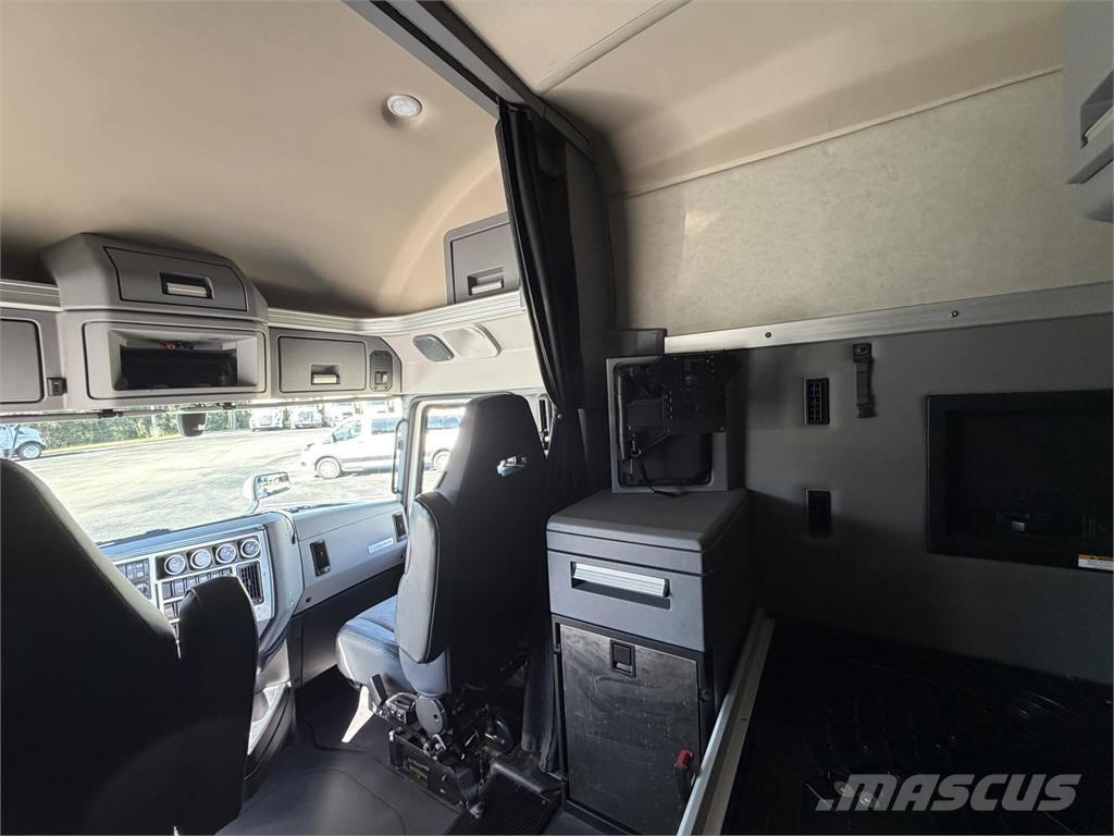 Mack AN64T Tegljači