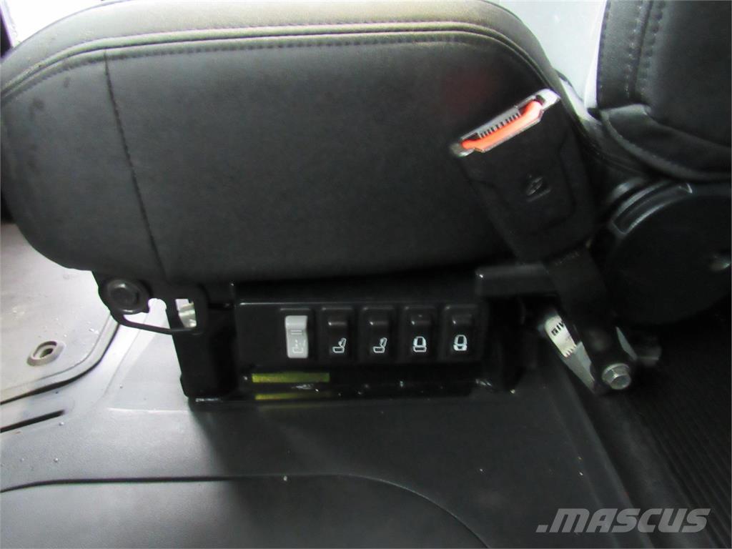 Mack AN64T Tegljači