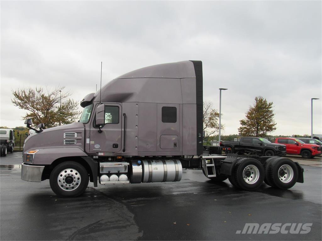 Mack AN64T Tegljači