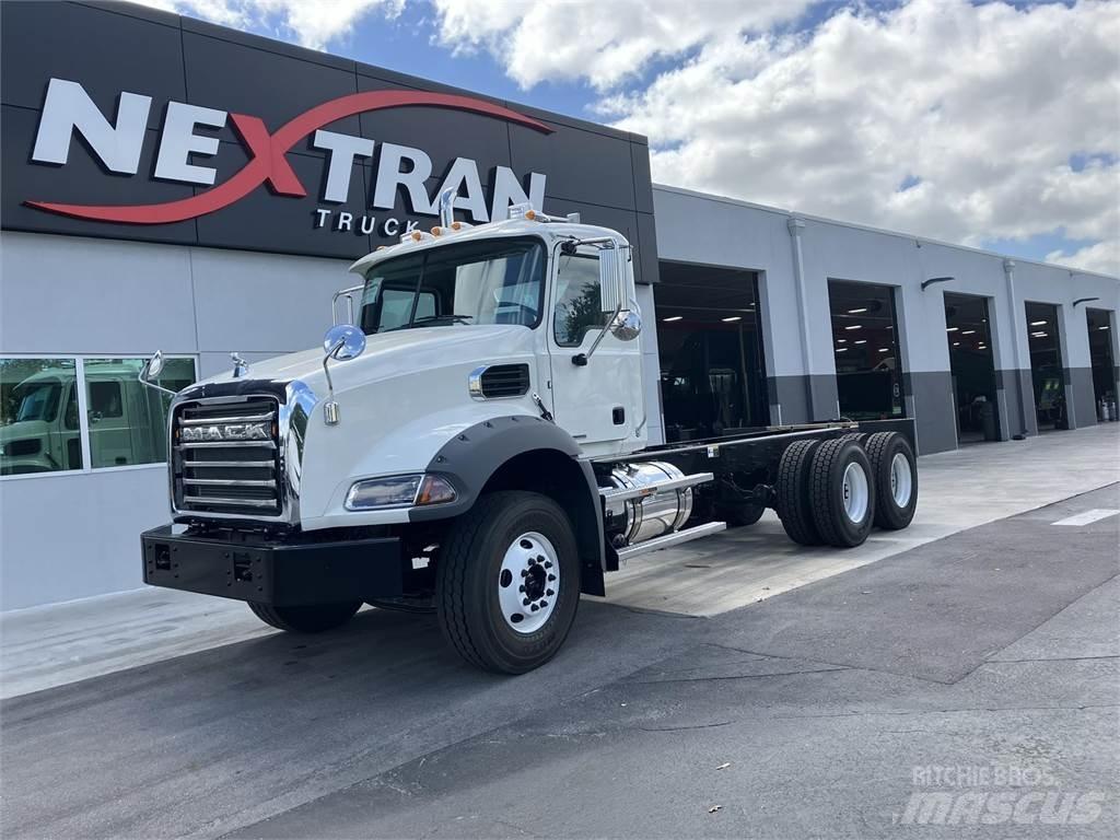 Mack GR64BRX Kamioni-šasije