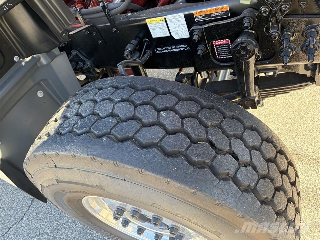 Mack GR64FR Kamioni mešalice za beton