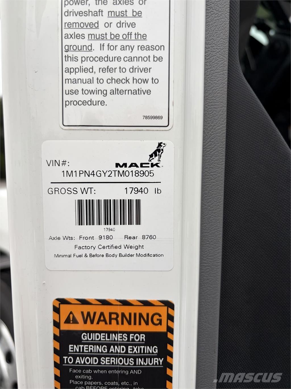 Mack PI64T Tegljači