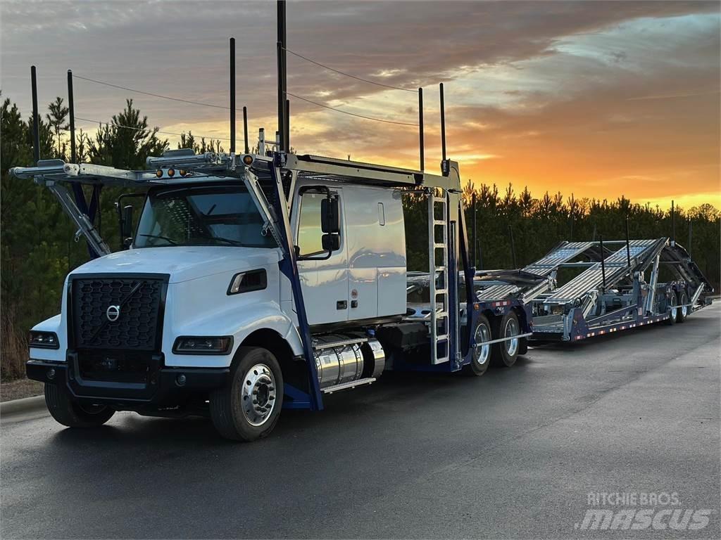 Volvo VAH64600 Rol kiper kamioni sa kukom za podizanje tereta