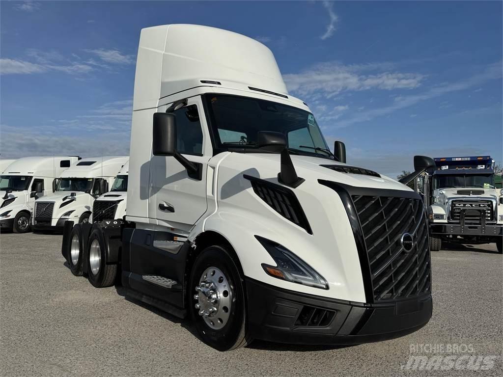 Volvo VNL64T300 Tegljači