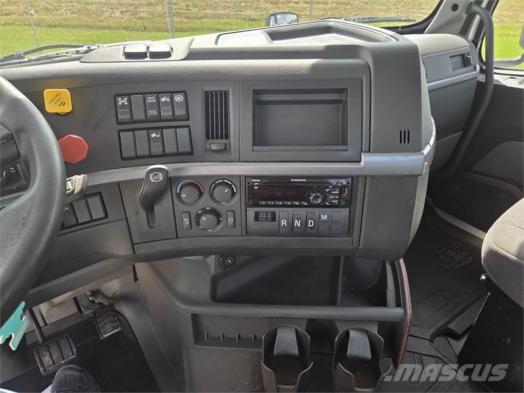 Volvo VNL64T300 Tegljači