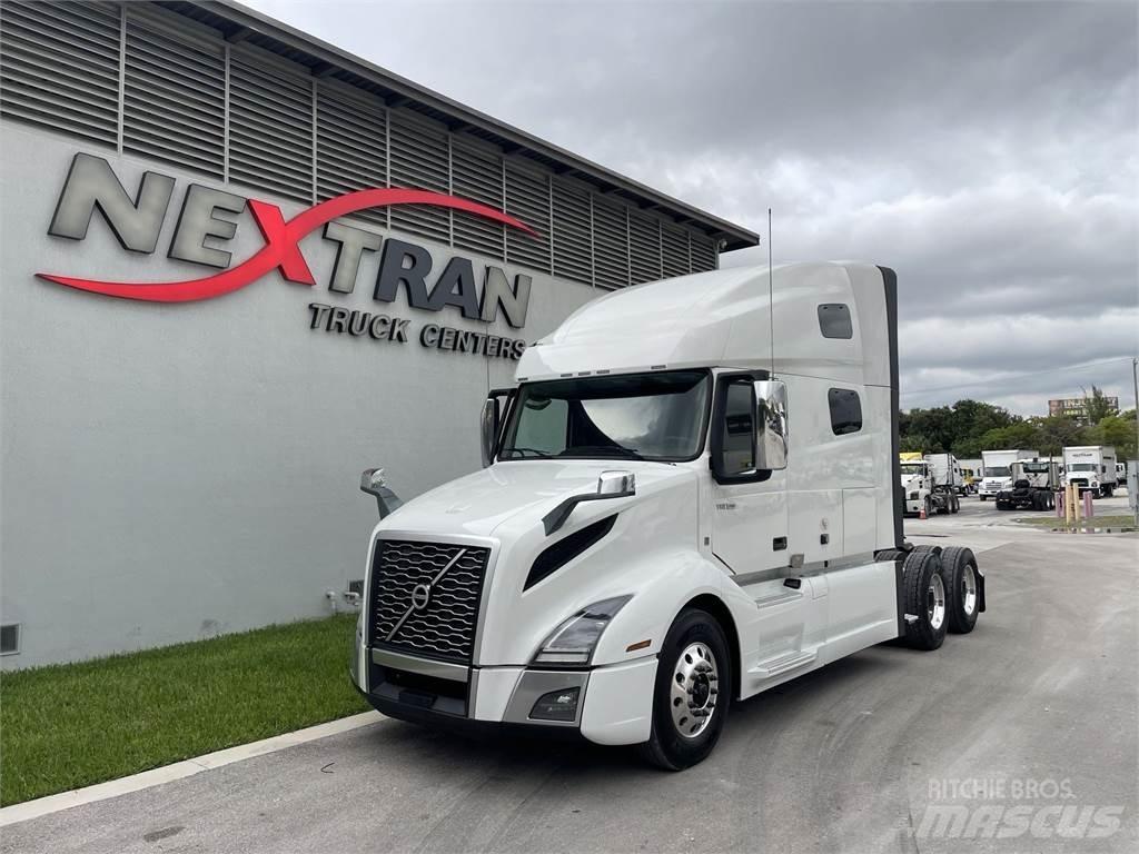 Volvo VNL64T760 Tegljači