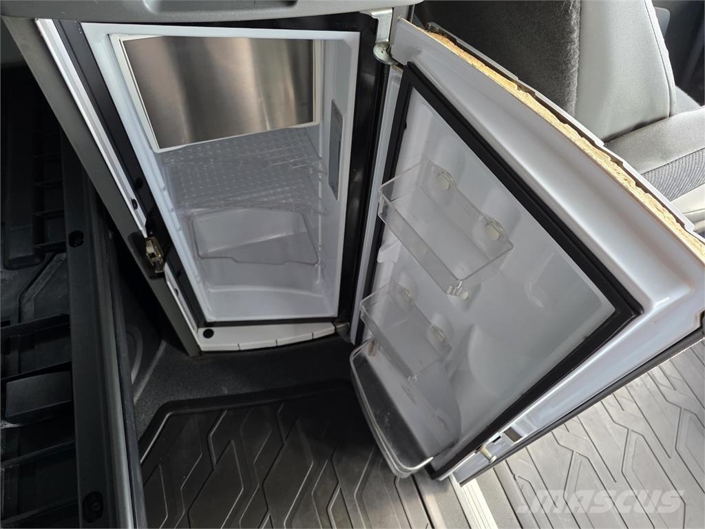 Volvo VNL64T760 Tegljači