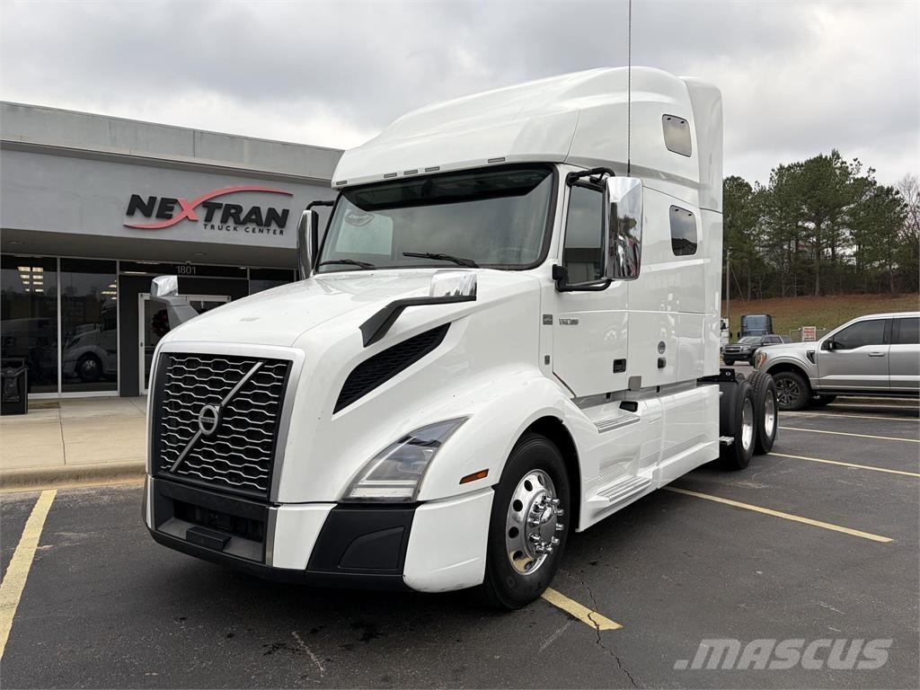 Volvo VNL64T760 Tegljači