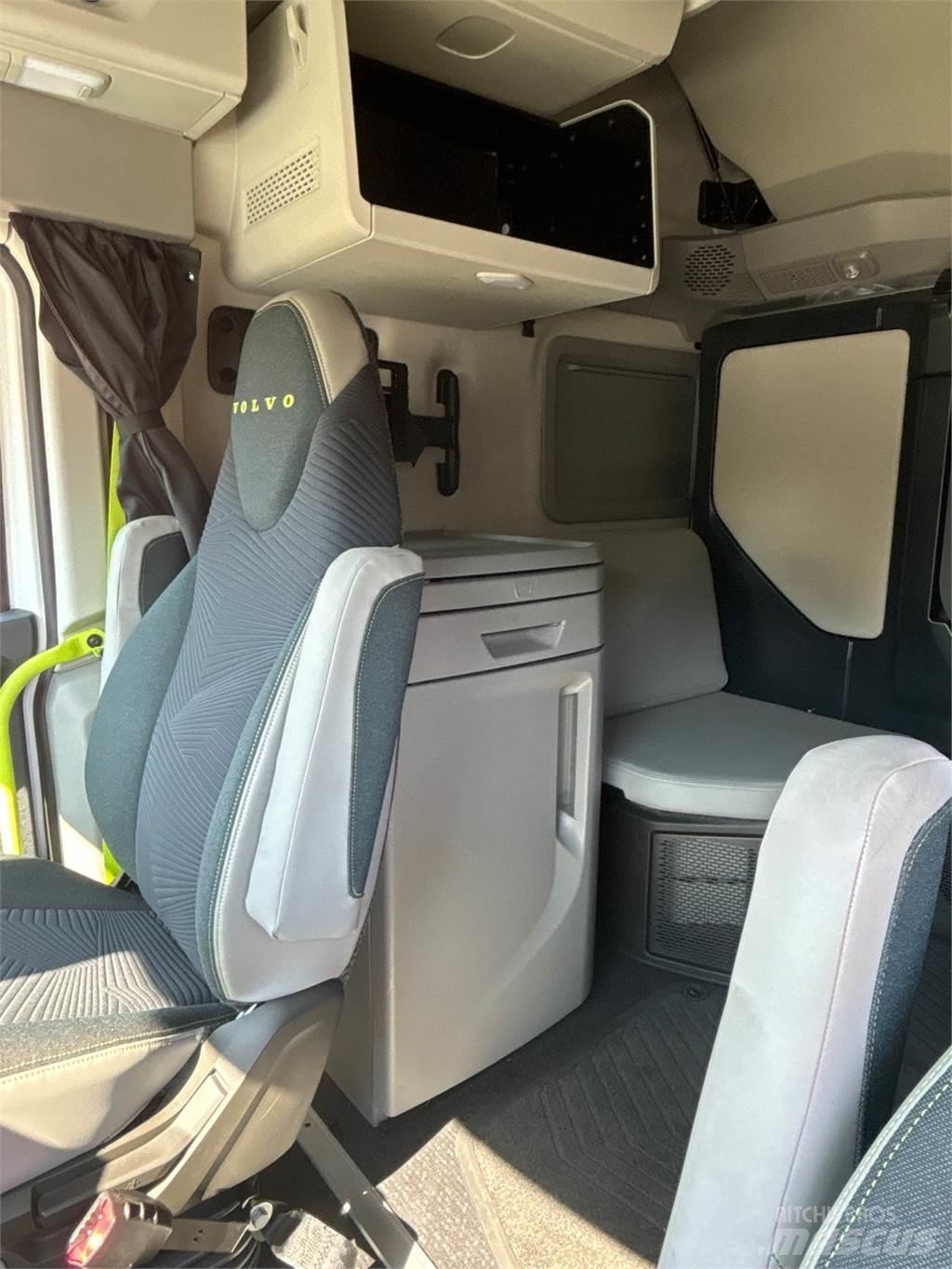 Volvo VNL64T860 Tegljači