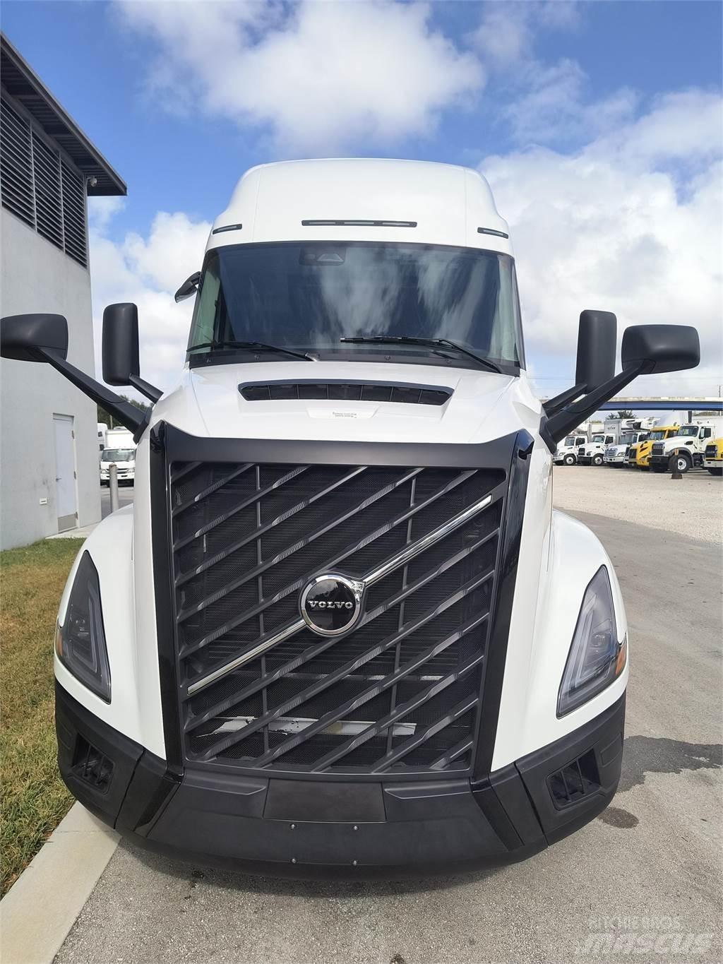 Volvo VNL64T860 Tegljači