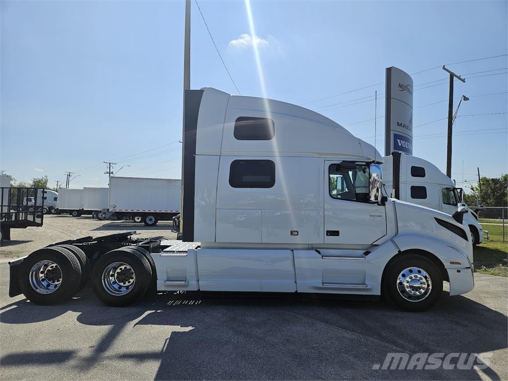 Volvo VNL64T860 Tegljači