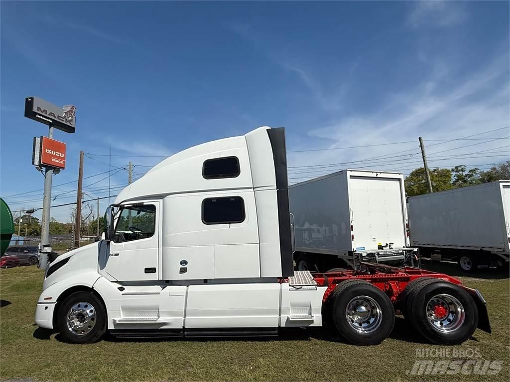 Volvo VNL64T860 Tegljači