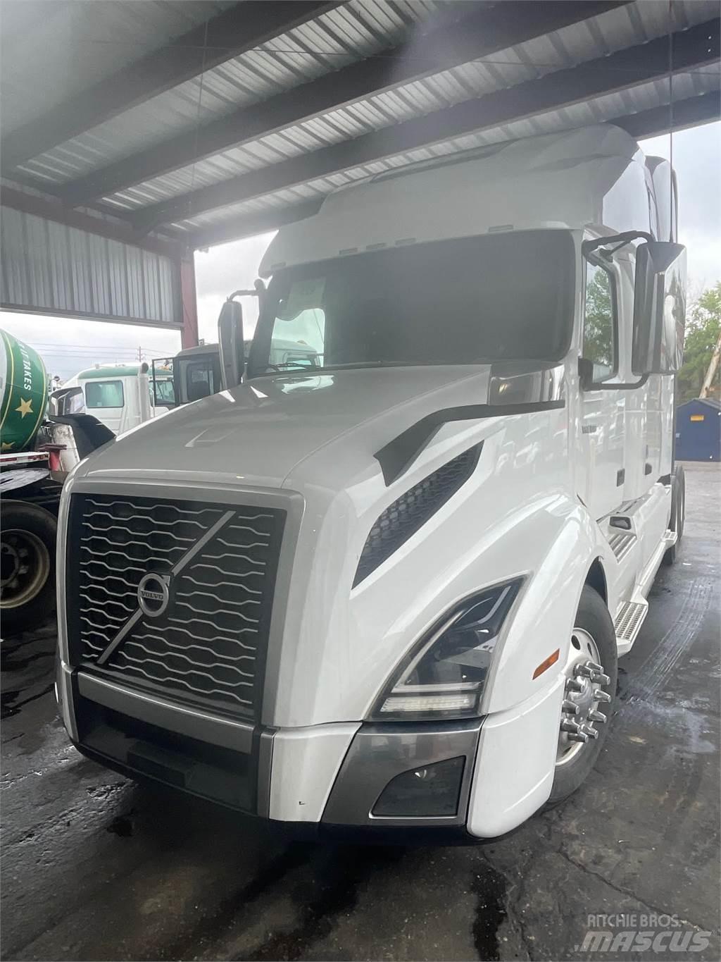 Volvo VNL64T860 Tegljači