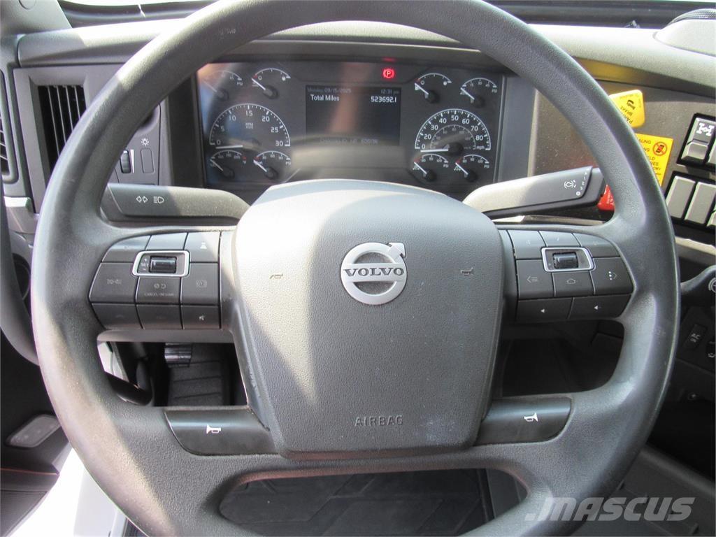 Volvo VNL64T860 Tegljači