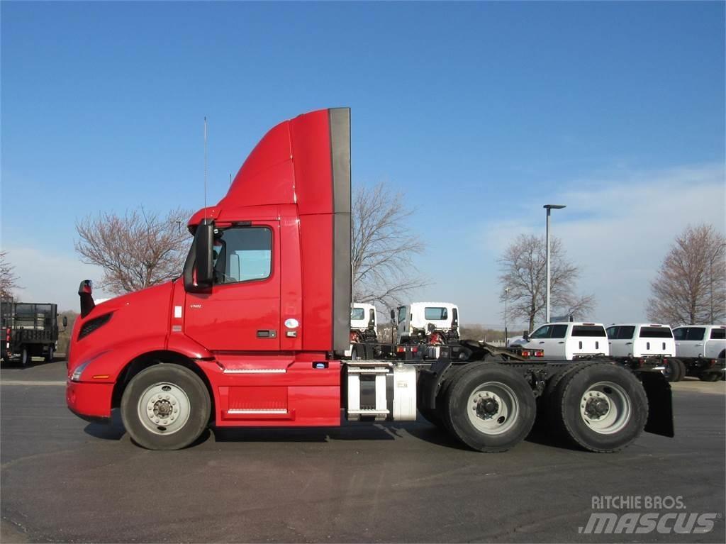 Volvo VNR64T300 Tegljači