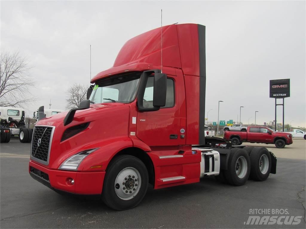 Volvo VNR64T300 Tegljači