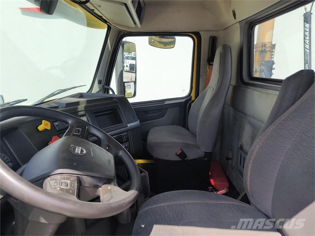 Volvo VNR64T300 Tegljači